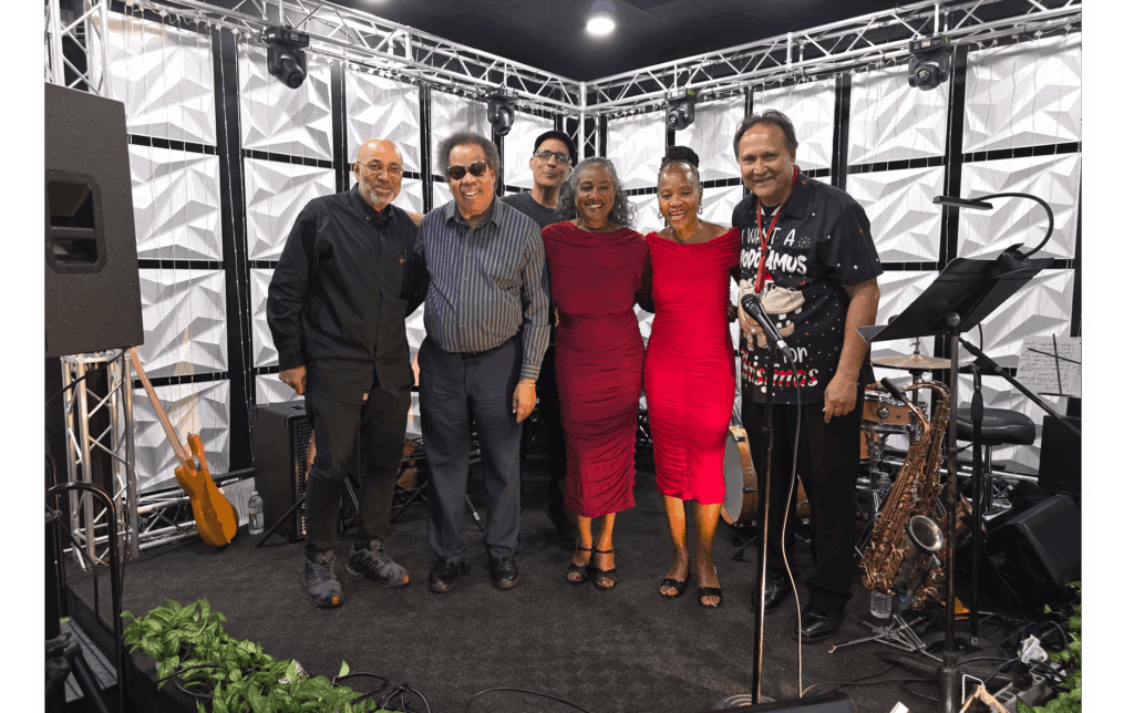 Sabrina-Vivian-and-Musicians